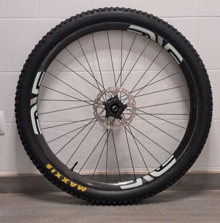 Used Chris King M730 bike — image 3 of 7