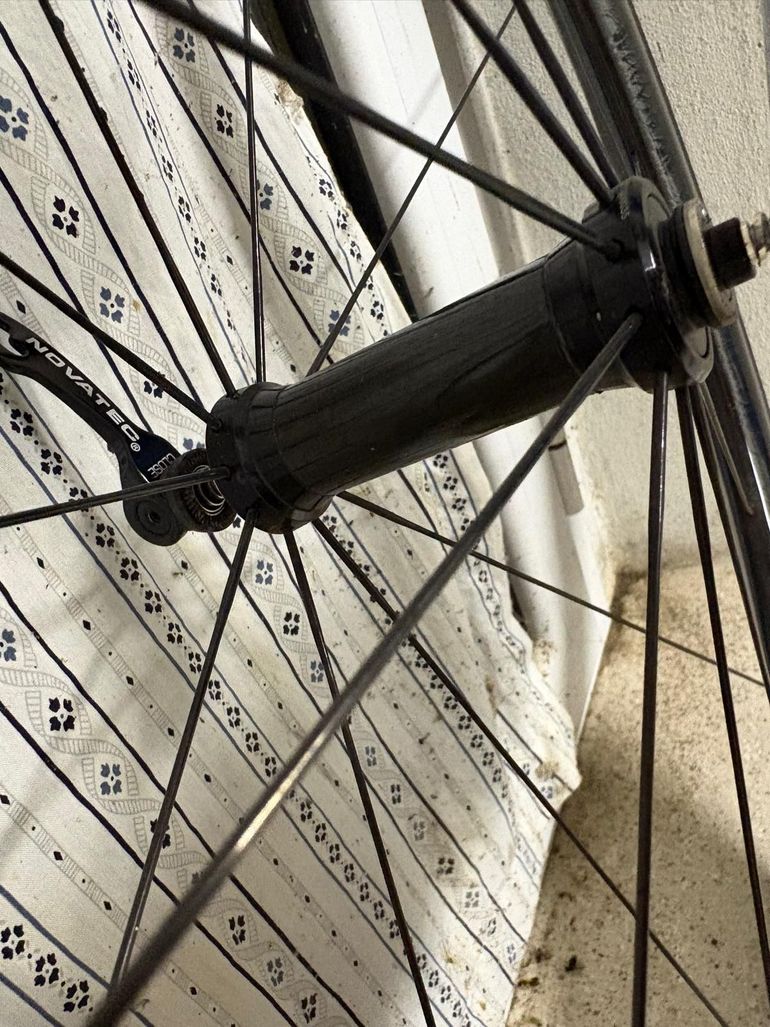 Brugt Tsunami Carbon Project Carbon Wheels 2026 bike — billede 3 af 5