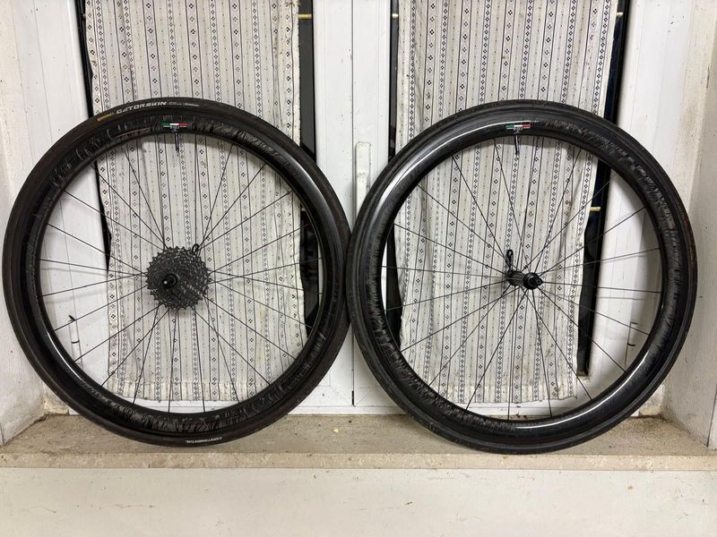 Used Tsunami Carbon Project Carbon Wheels 2026 Wheels