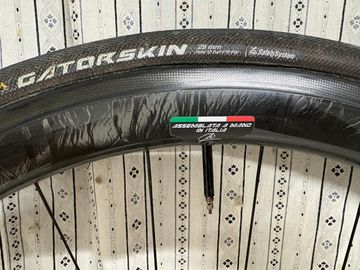 Brugt Tsunami Carbon Project Carbon Wheels 2026 bike — billede 2 af 5