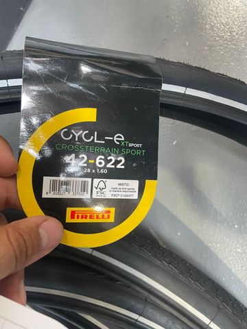 Pirelli Cycl-e XT Sport bike d'occasion — image 1 sur 2