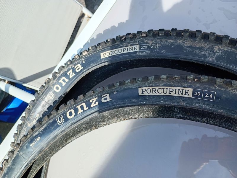 Gebrauchtes Onza Tires Porcupine Tyres & Tubes