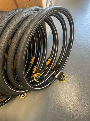 Pirelli CYCL-E GT Tire bike d'occasion — image 3 sur 4