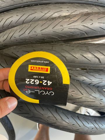 Pirelli CYCL-E GT Tire bike d'occasion — image 1 sur 4
