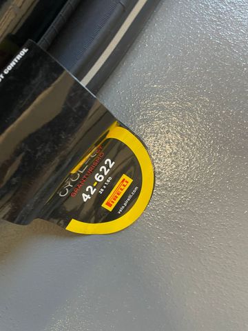 Pirelli CYCL-E GT Tire bike d'occasion — image 4 sur 4