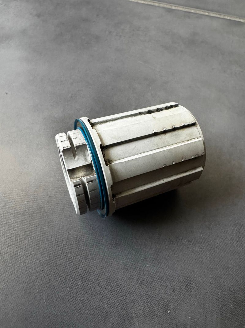 Tweedehands Shimano FH-BUU015X1 Freehub Body Wheels