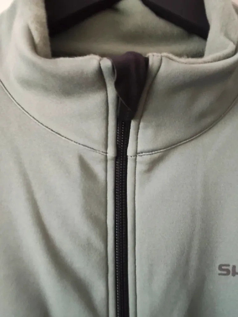 Used Shimano Beaufort Jersey Insulated bike — image 11 of 12