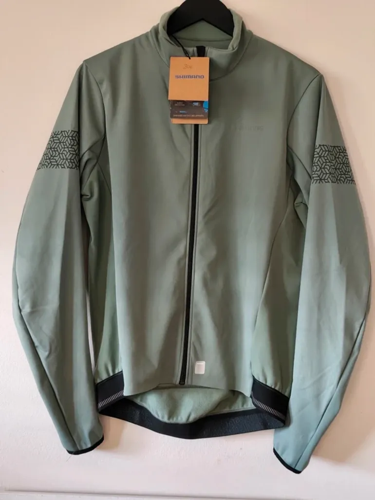 Used Shimano Beaufort Jersey Insulated bike — image 4 of 12