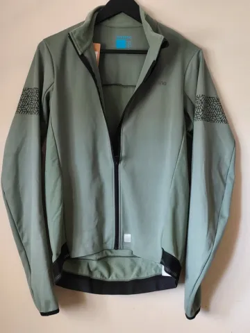 Used Shimano Beaufort Jersey Insulated bike — image 5 of 12