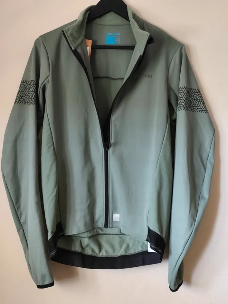 Used Shimano Beaufort Jersey Insulated bike — image 5 of 12
