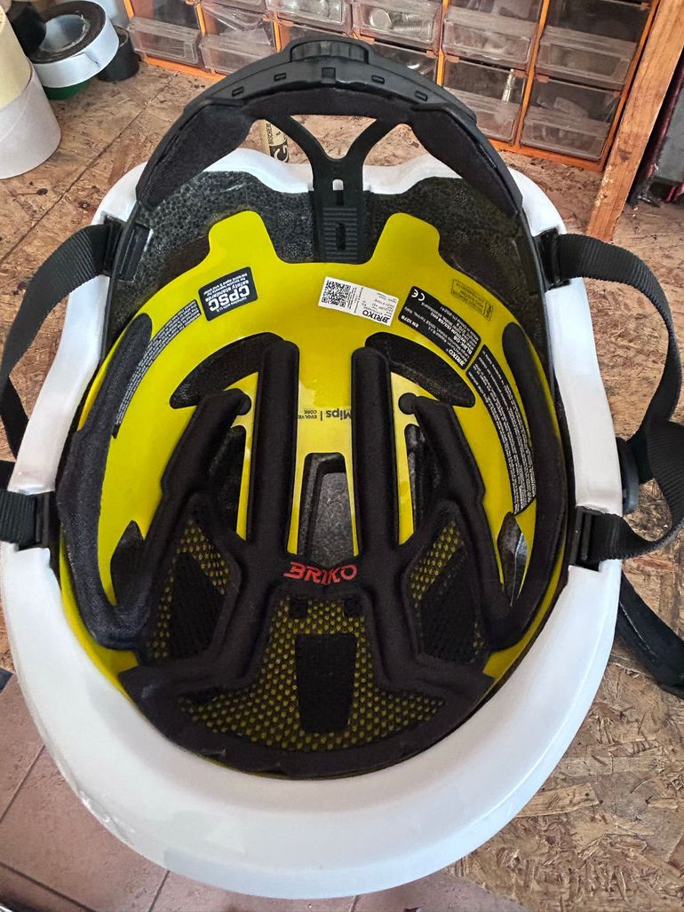 Gebrauchtes Briko Mach 4 Helmet bike — Bild 3 von 3