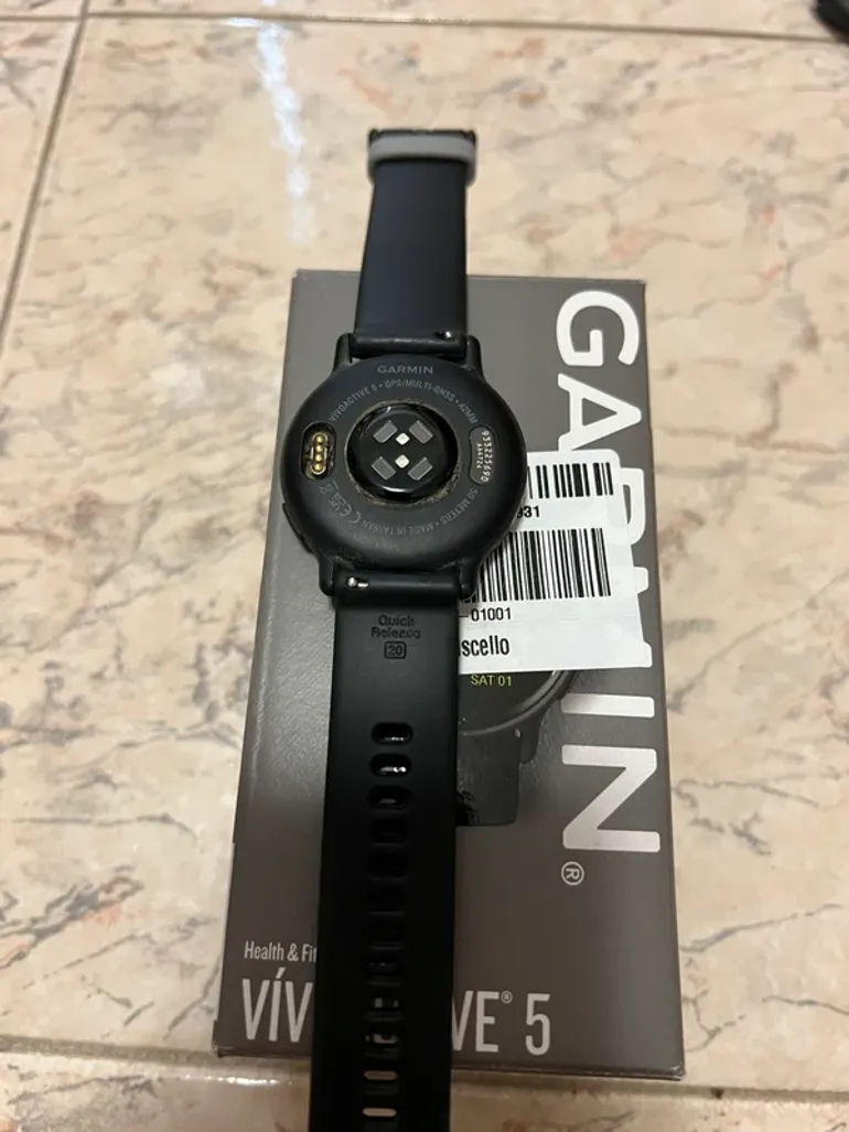 Used Garmin Vivoactive 5 2026 bike — image 2 of 5
