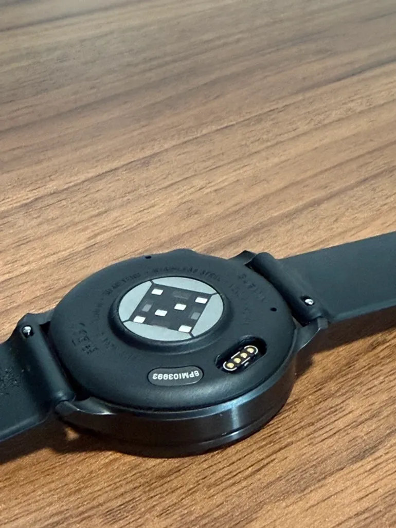 Used Garmin Venu 4 bike — image 3 of 10