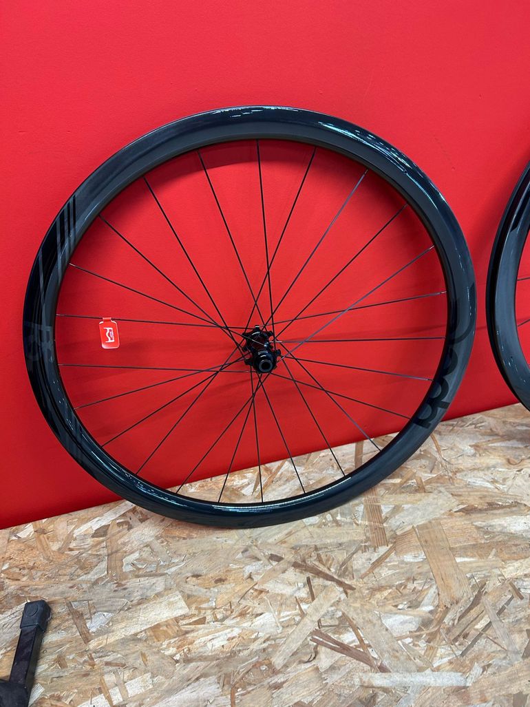 Deda Elementi RS4DB bike d'occasion — image 6 sur 9