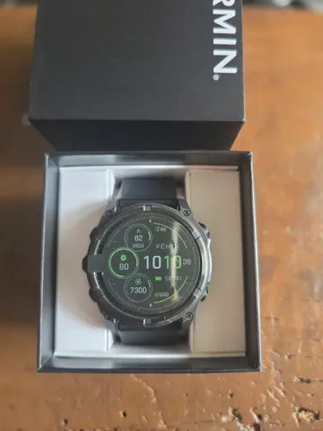 Used Garmin fenix 8 sapphire solar 51mm bike — image 2 of 10
