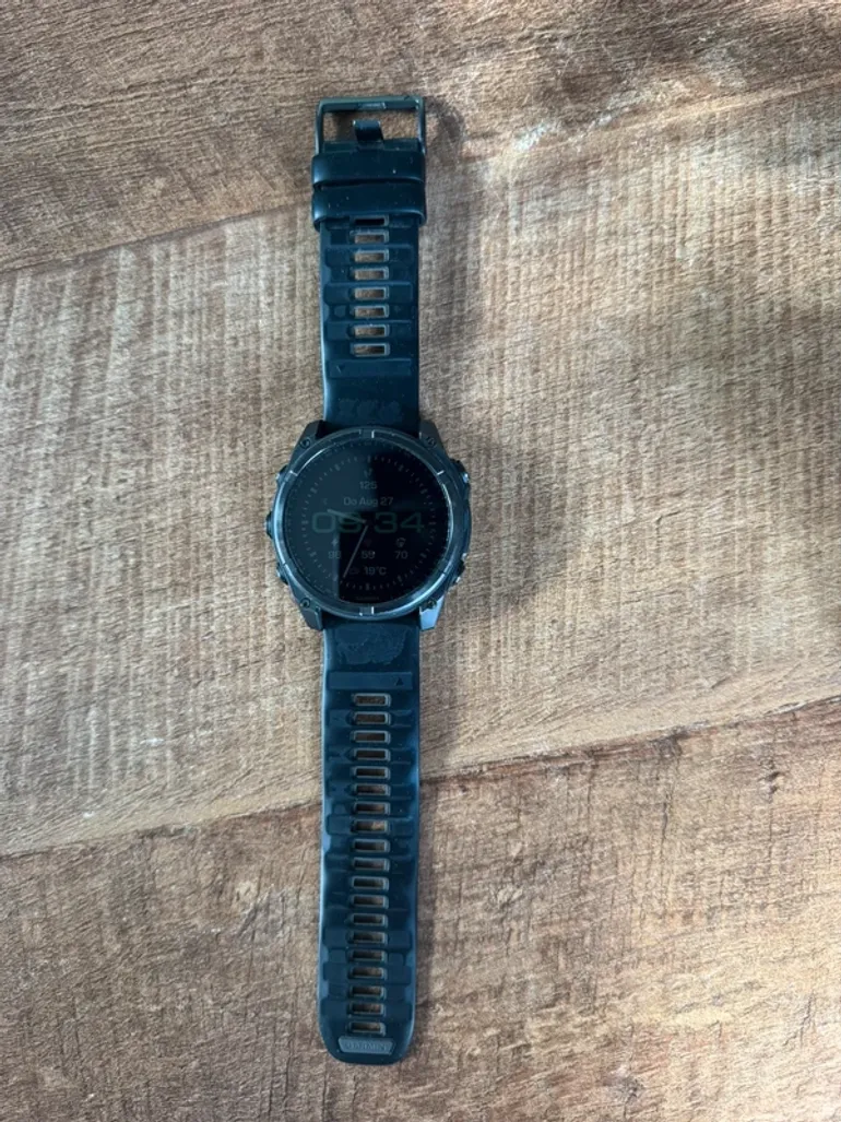 Tweedehands Garmin Fenix 8 Solar Sapphire 51mm bike — afbeelding 3 van 5