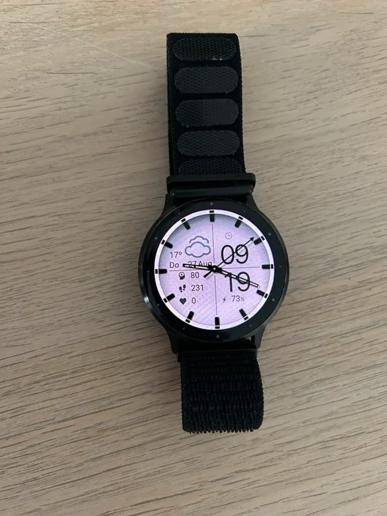 Used Garmin Venu 3 bike — image 2 of 5