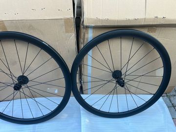 Brugt kore Carbon Wheelset 40mm 2026 bike — billede 1 af 3