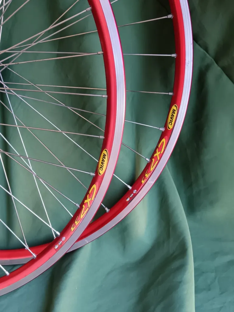 Used Campagnolo C Record bike — image 13 of 17