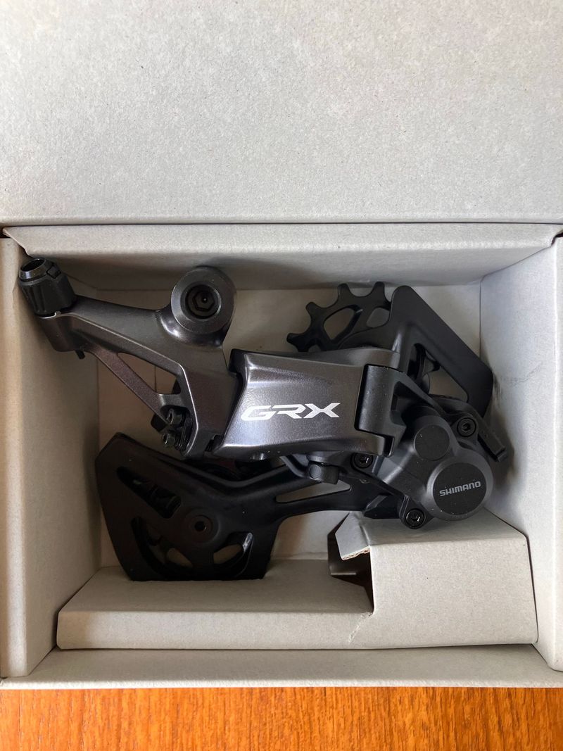 Gebrauchtes Shimano GRX RD-RX822 2026 Drivetrain & Pedals