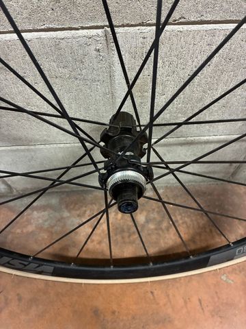 Gebrauchtes Vision Team 30 Disc Wheelset bike — Bild 4 von 5