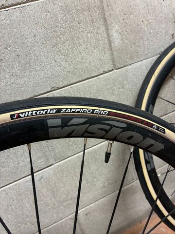 Gebrauchtes Vision Team 30 Disc Wheelset bike — Bild 3 von 5
