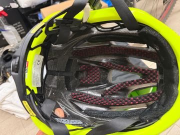 Brugt Kask Protone 2024 bike — billede 4 af 7