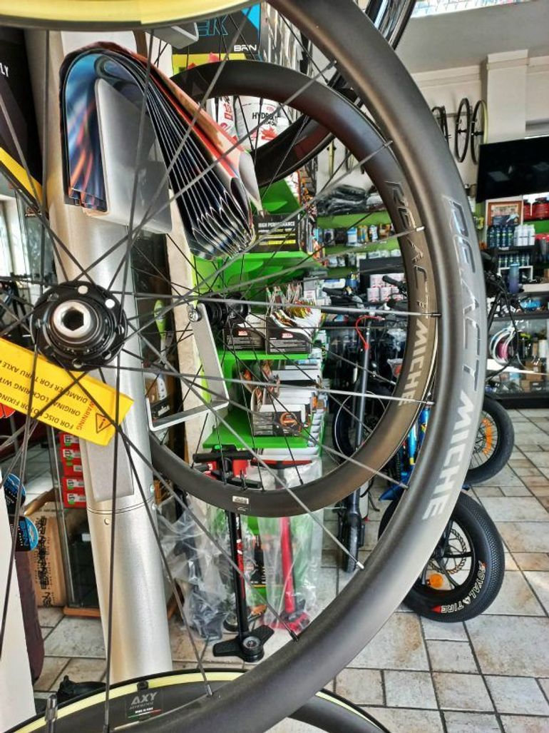 Miche RE.ACT XDR Tubeless Wheelset bike d'occasion — image 2 sur 4