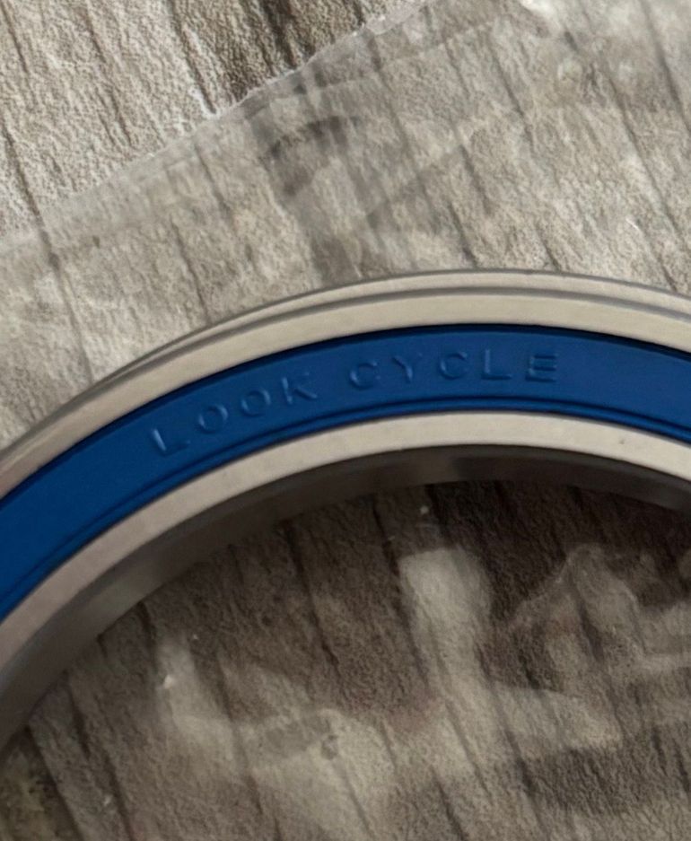 Used Look ZED Bottom Bracket Bearings bike — image 2 of 4