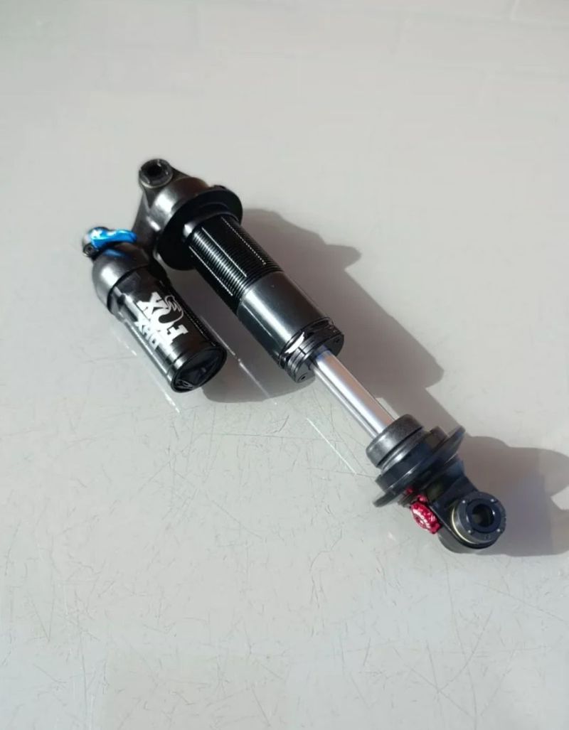 Used Fox 230x60mm DHX Performance 2 Pos. 2023 Rear Suspension