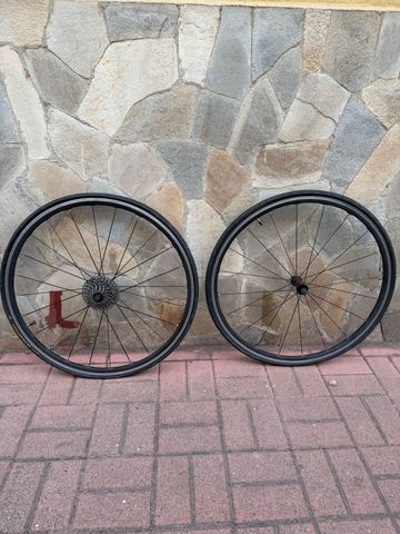 Used Fulcrum Wheels bike — image 1 of 4