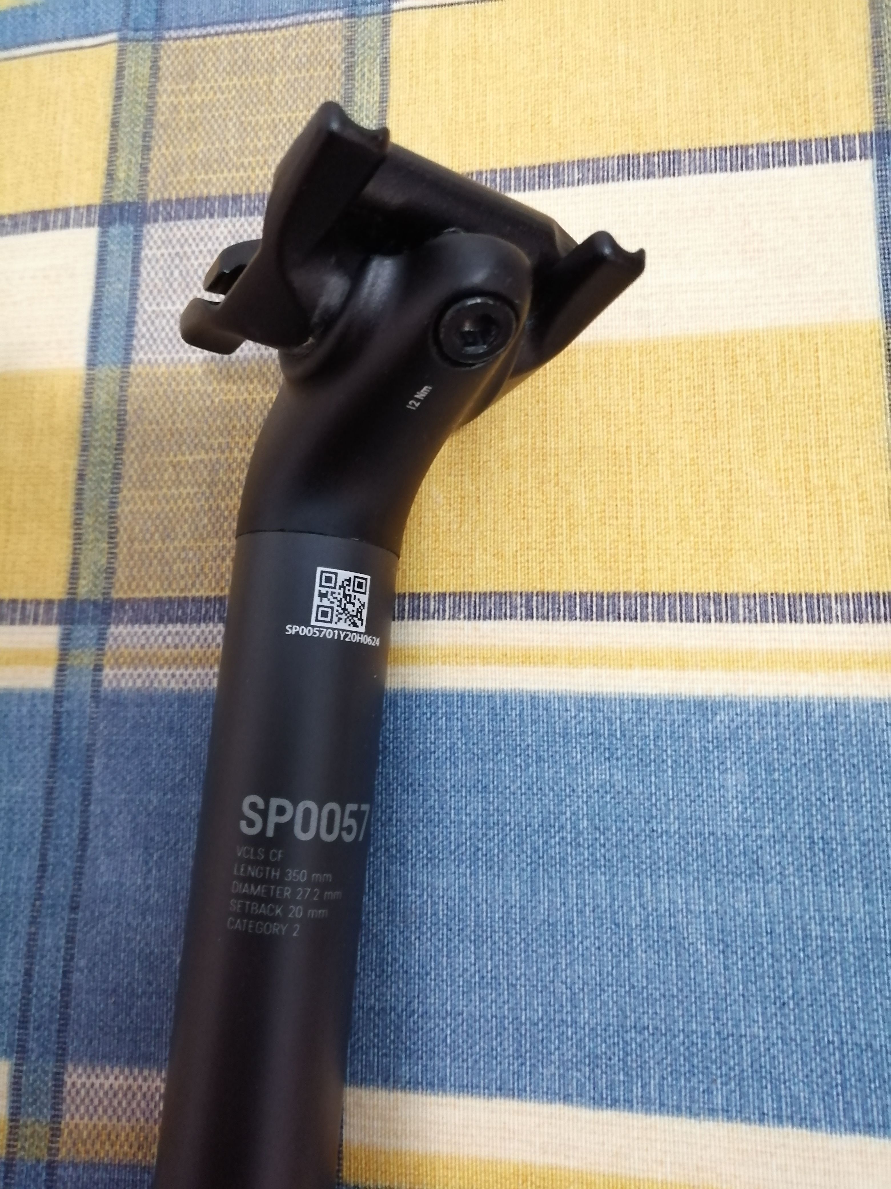 Canyon S14 VCLS 2.0 27.2mm CF Seatpost パーツ Canyon S14 VCLS 2.0
