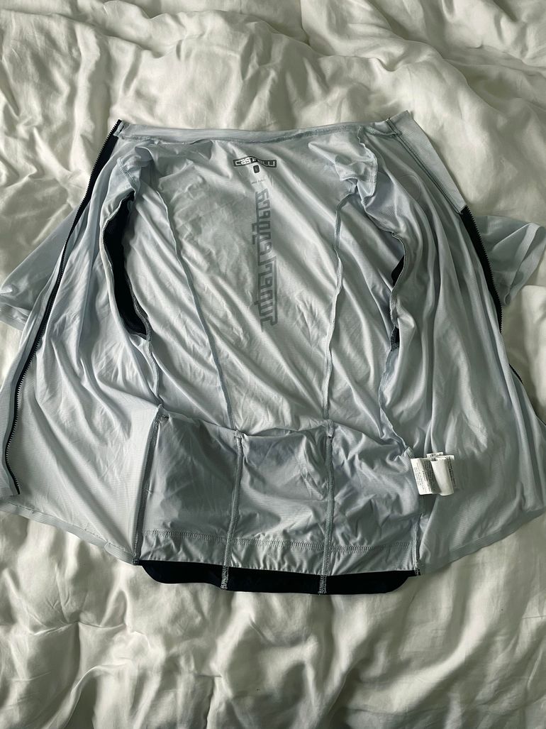 Used Castelli Superleggera 2 Jersey bike — image 3 of 6