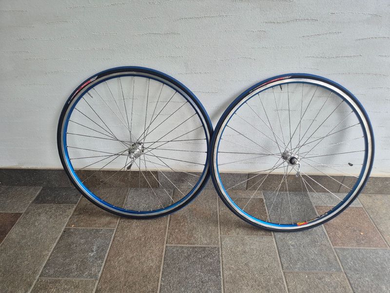 Used Mavic Open Pro / Campagnolo Wheelset Wheels