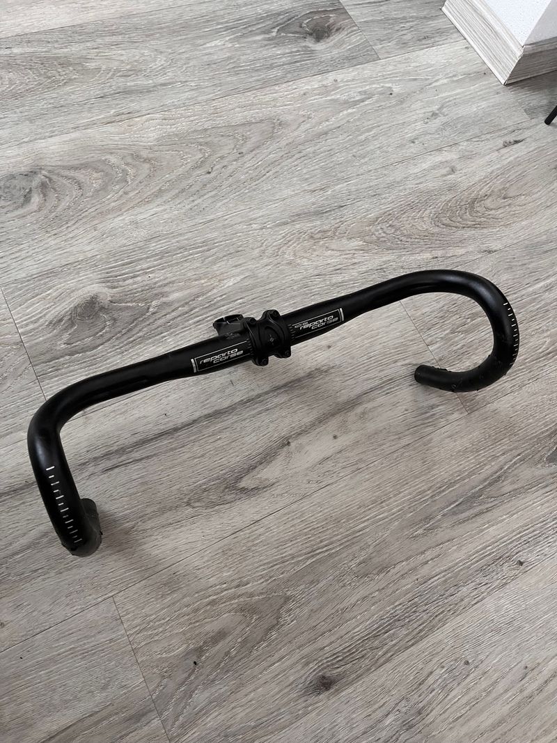 Used Bianchi Reparto Corse handlebar +stem, seatpost AL6061 Cockpit