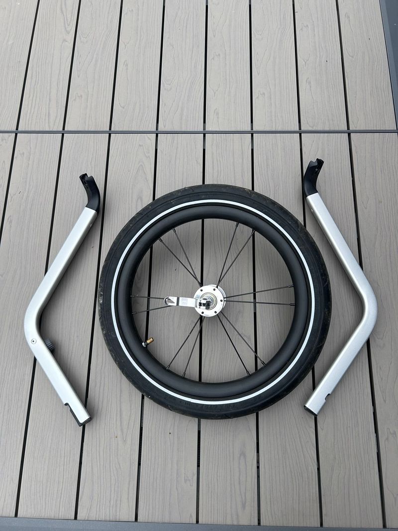Used Thule Chariot Jogging Kit 2025 Cycling Accessories