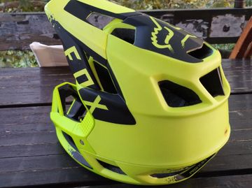 Used Fox Racing Proframe Full Face Helmet 2025 bike — image 6 of 8