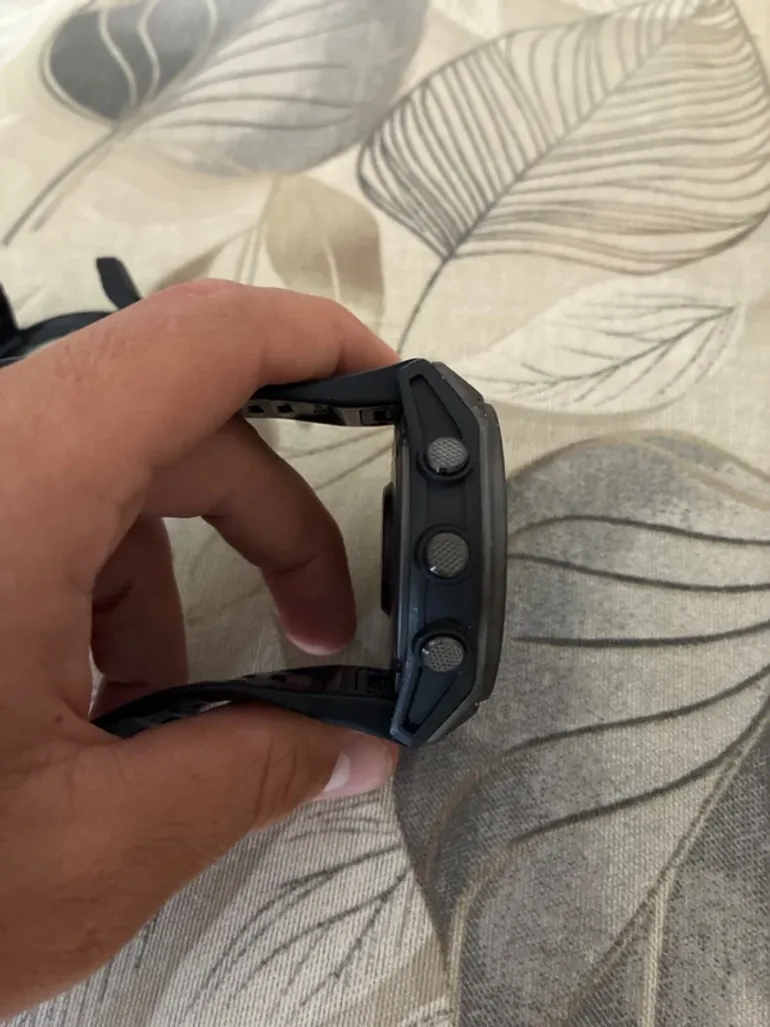 Used Garmin tactix 8 solar sapphire bike — image 6 of 7