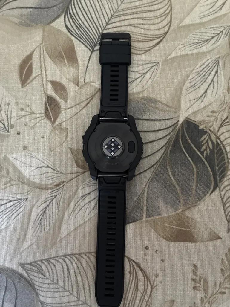 Used Garmin tactix 8 solar sapphire bike — image 3 of 7