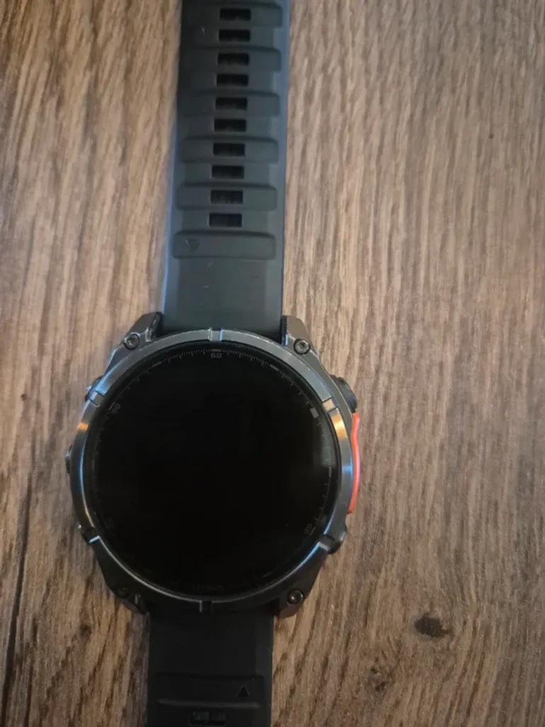 Used Garmin Fenix 8 2025 bike — image 3 of 8