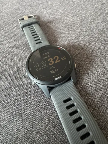 Used Garmin Forerunner 255 bike — image 1 of 4