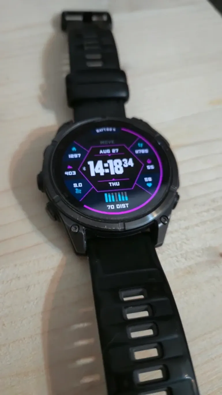 Used Garmin Fenix 8 bike — image 5 of 11