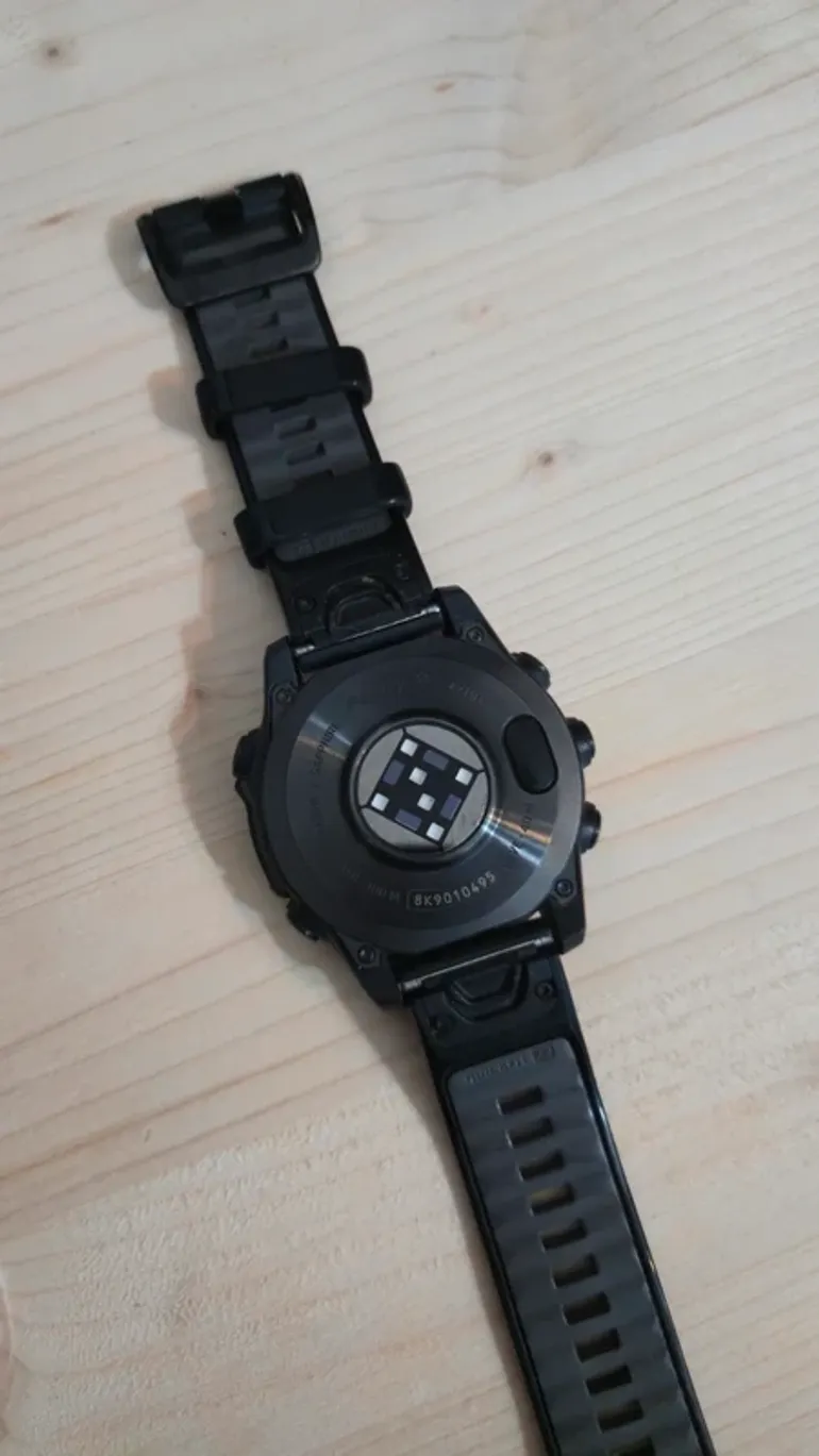 Used Garmin Fenix 8 bike — image 6 of 11