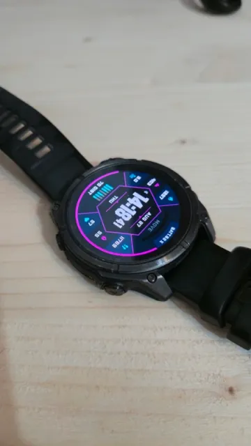 Used Garmin Fenix 8 bike — image 4 of 11