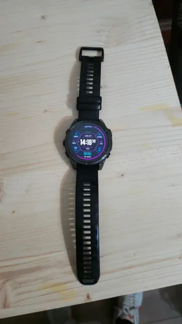Used Garmin Fenix 8 bike — image 3 of 11