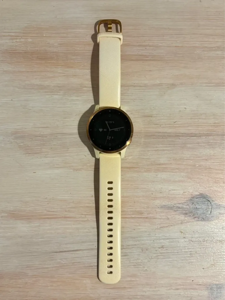 Used Garmin Vivoactive 4s bike — image 2 of 4