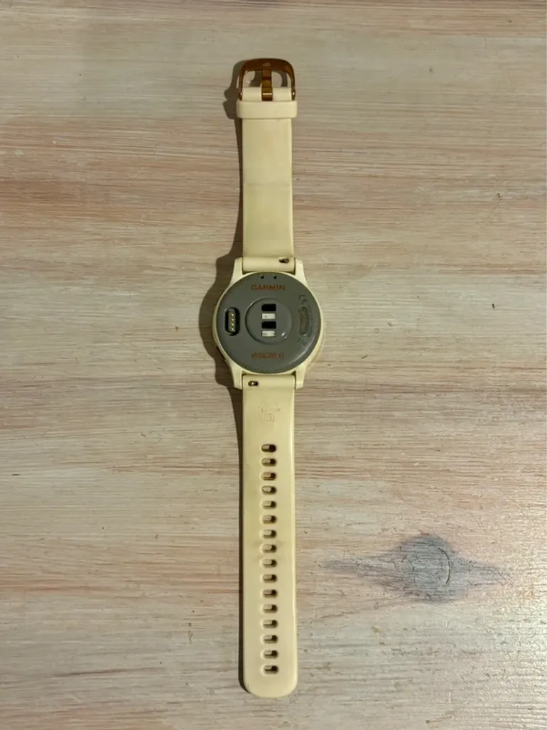 Used Garmin Vivoactive 4s bike — image 3 of 4