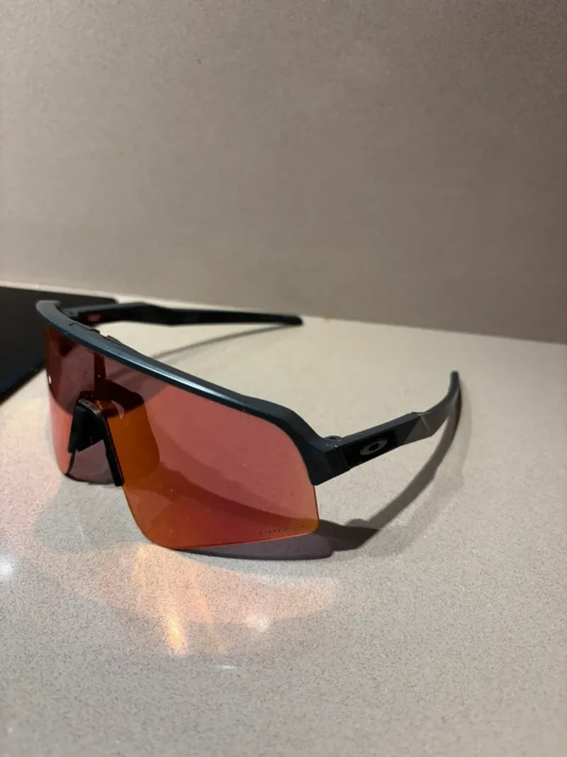 Used Oakley Sutro Lite Sweep Cycling Accessories