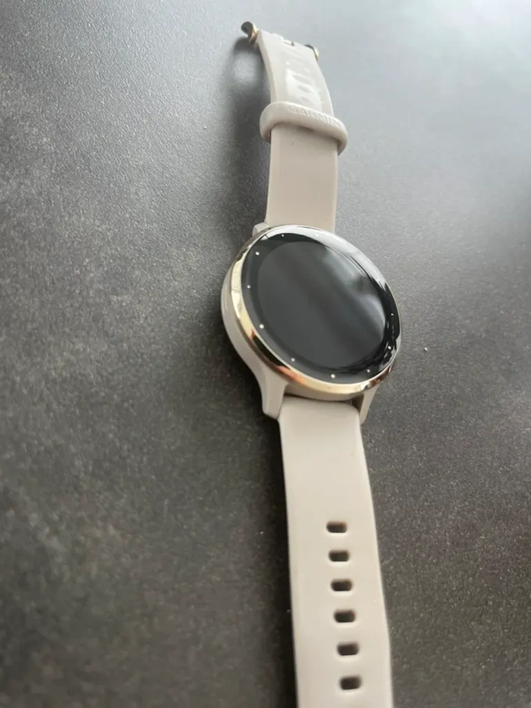 Used Garmin Venu 3s bike — image 2 of 3