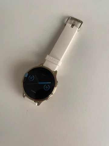Used Garmin Venu 4 bike — image 2 of 5